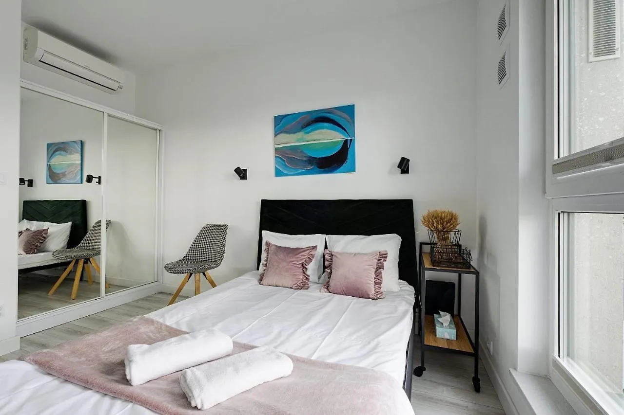 Targowa 10 National Stadium 4Ppl Warsaw Apartment
